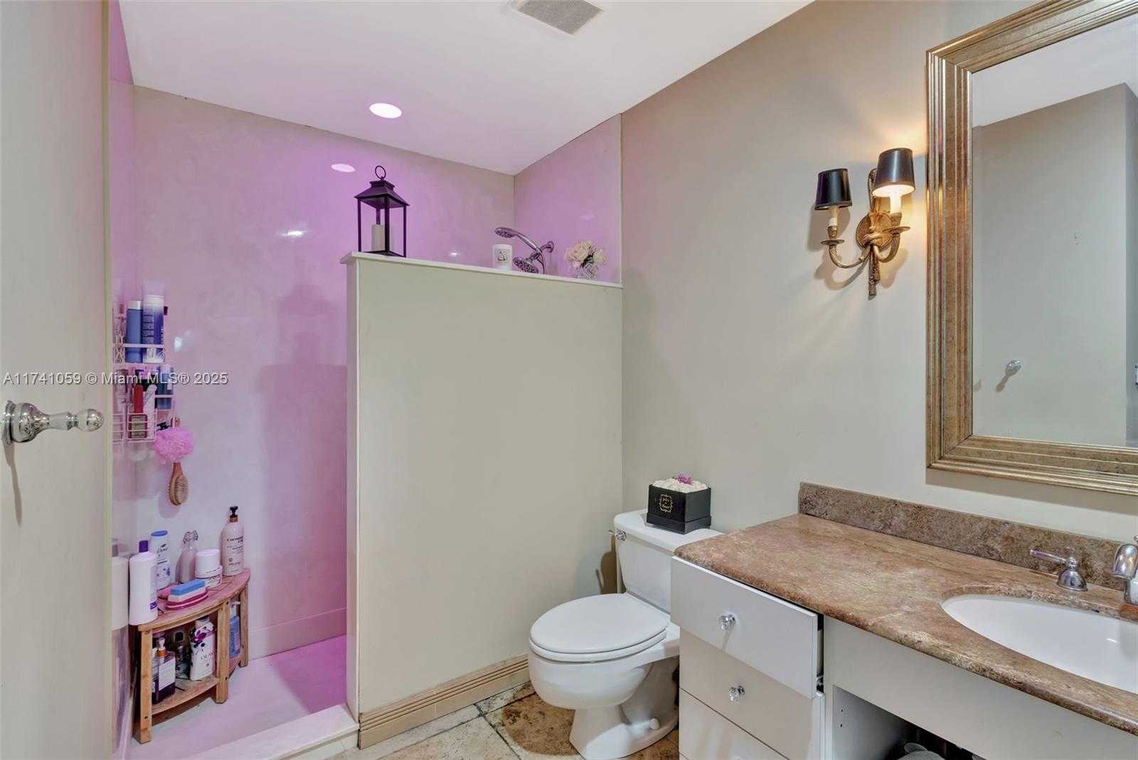 Small Image of 2400 NORTH WEST LAKERIDGE DR, Palm City Number 50