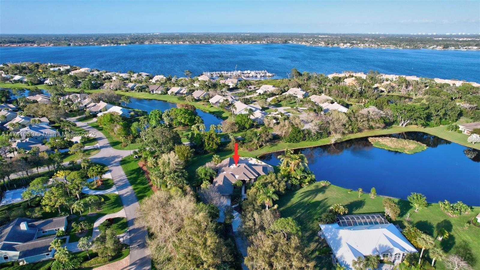 Small Image of 2400 NORTH WEST LAKERIDGE DR, Palm City Number 69