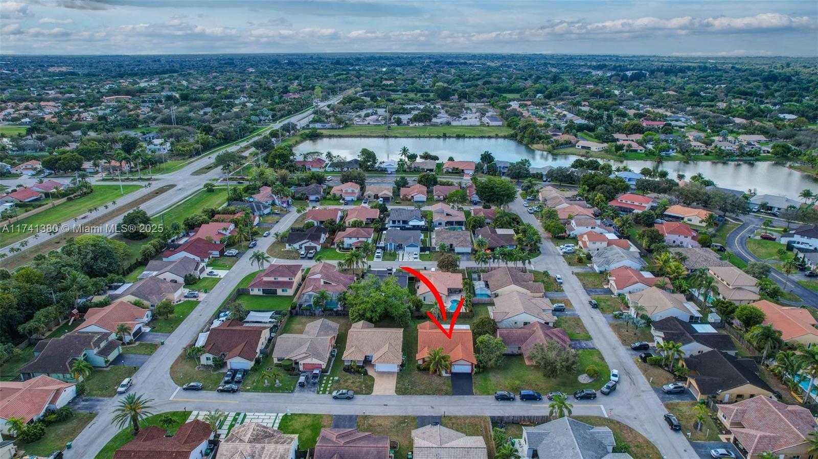 Small Image of 5911 EPSOM LN, Davie Number 46