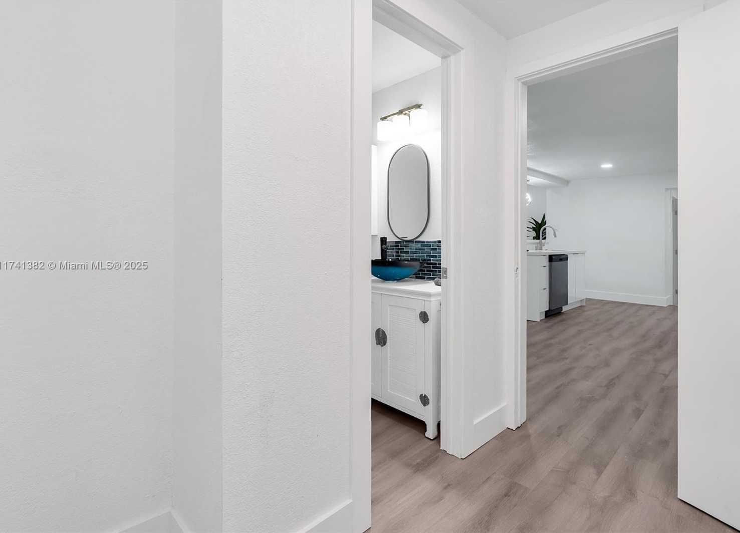 Small Image of 658 SOUTH WEST 1ST CT, Boynton Beach Number 20