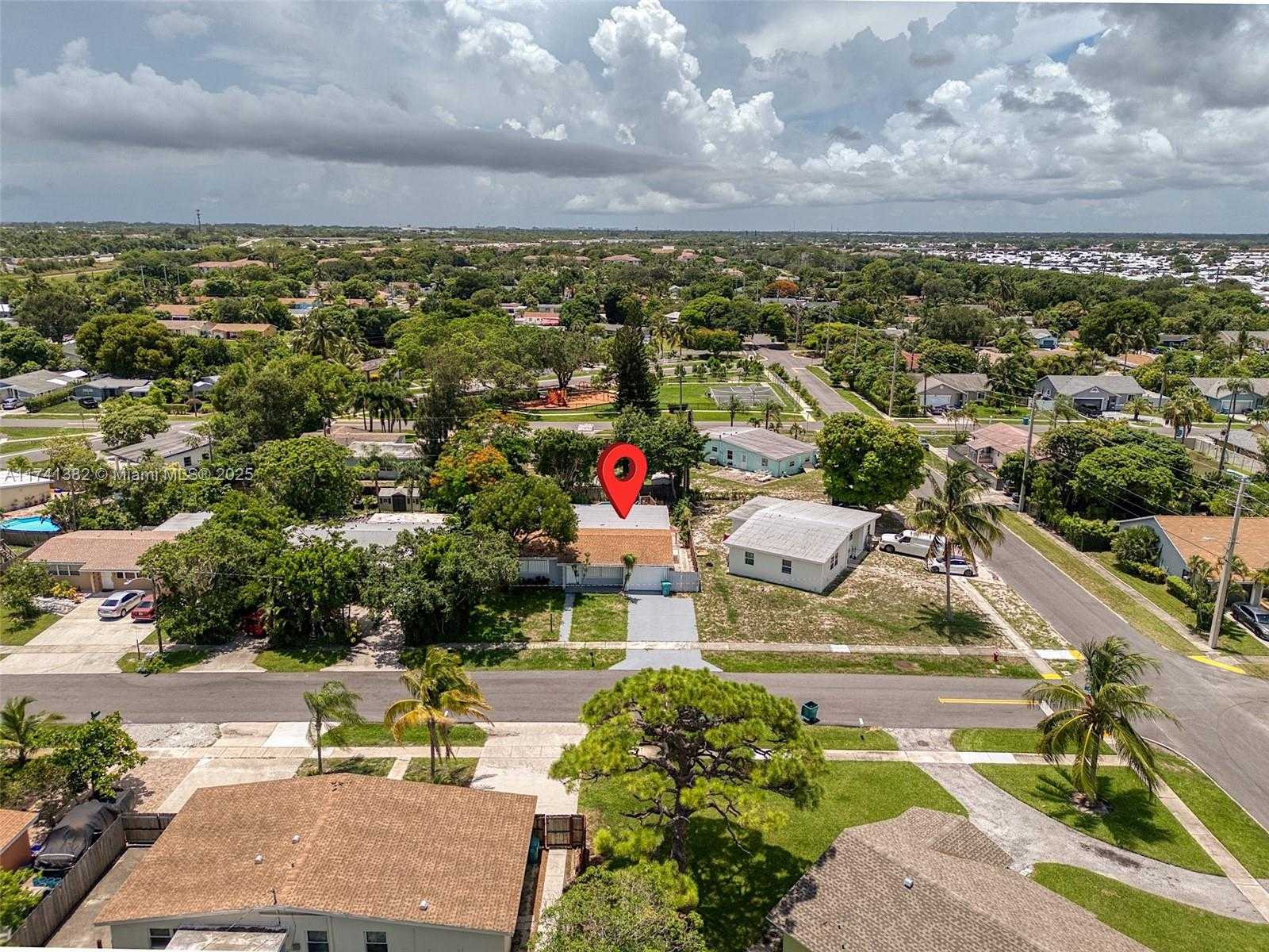 Small Image of 658 SOUTH WEST 1ST CT, Boynton Beach Number 41
