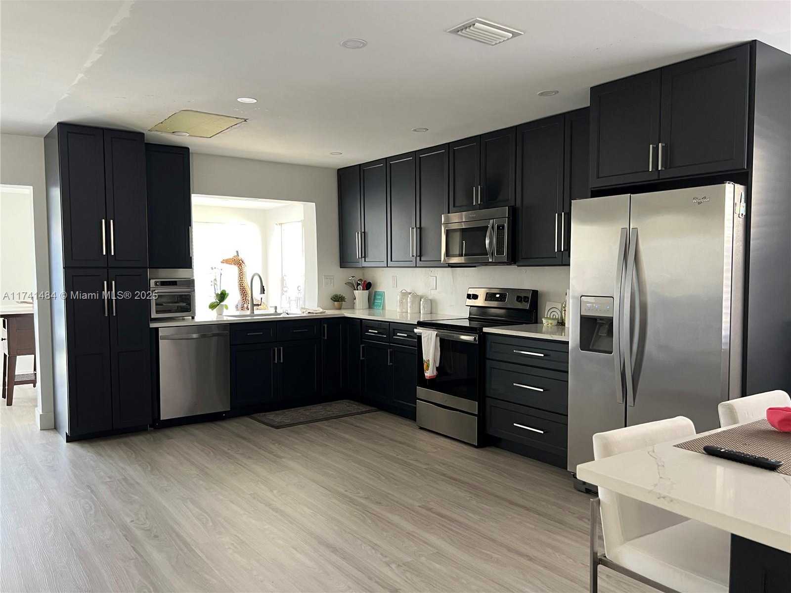 Small Image of 3771 NORTH EAST 16TH AVE, Pompano Beach Number 35