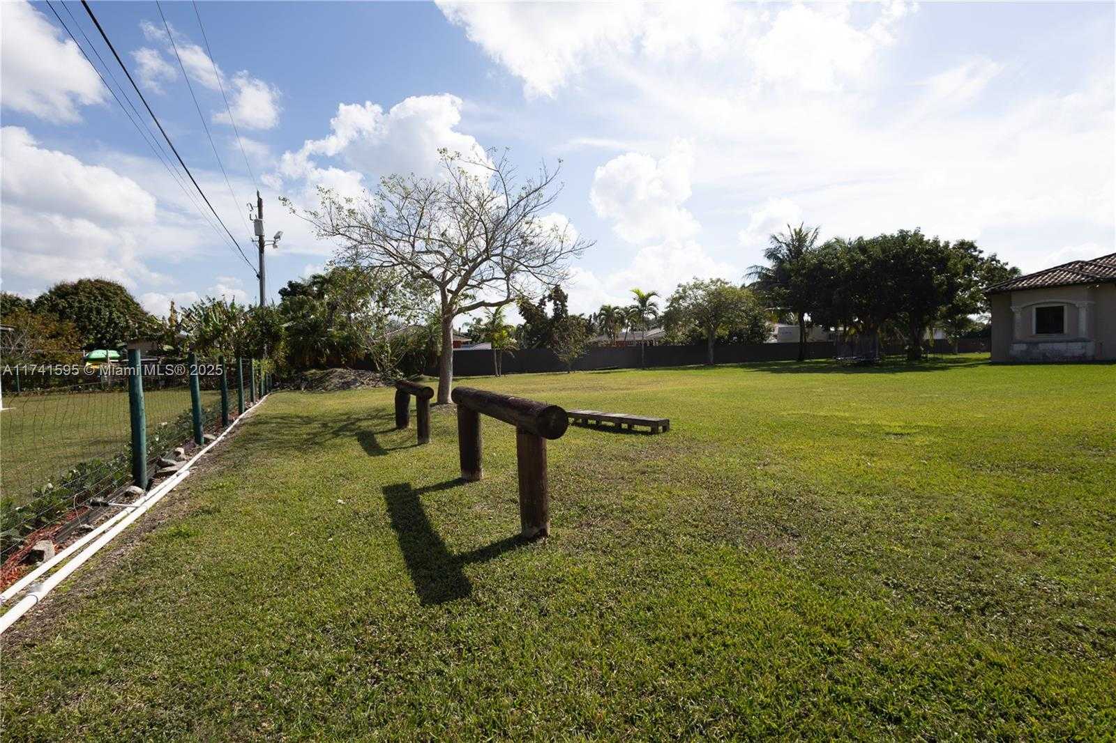 Small Image of 20875 SOUTH WEST 236TH ST, Homestead Number 34