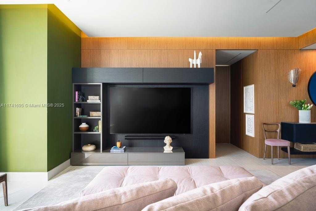 Small Image of 18501 Collins Ave Apartment 3504, Sunny Isles Beach, FL 33160, USA Number 26