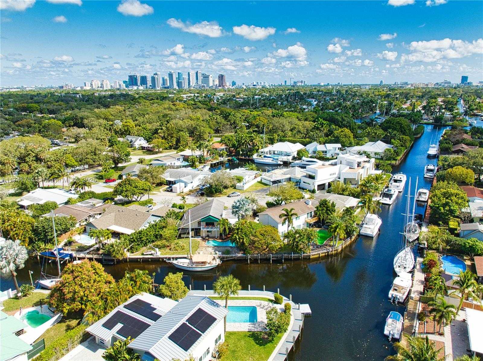 Small Image of 1613 SOUTH WEST 17TH AVE, Fort Lauderdale Number 2