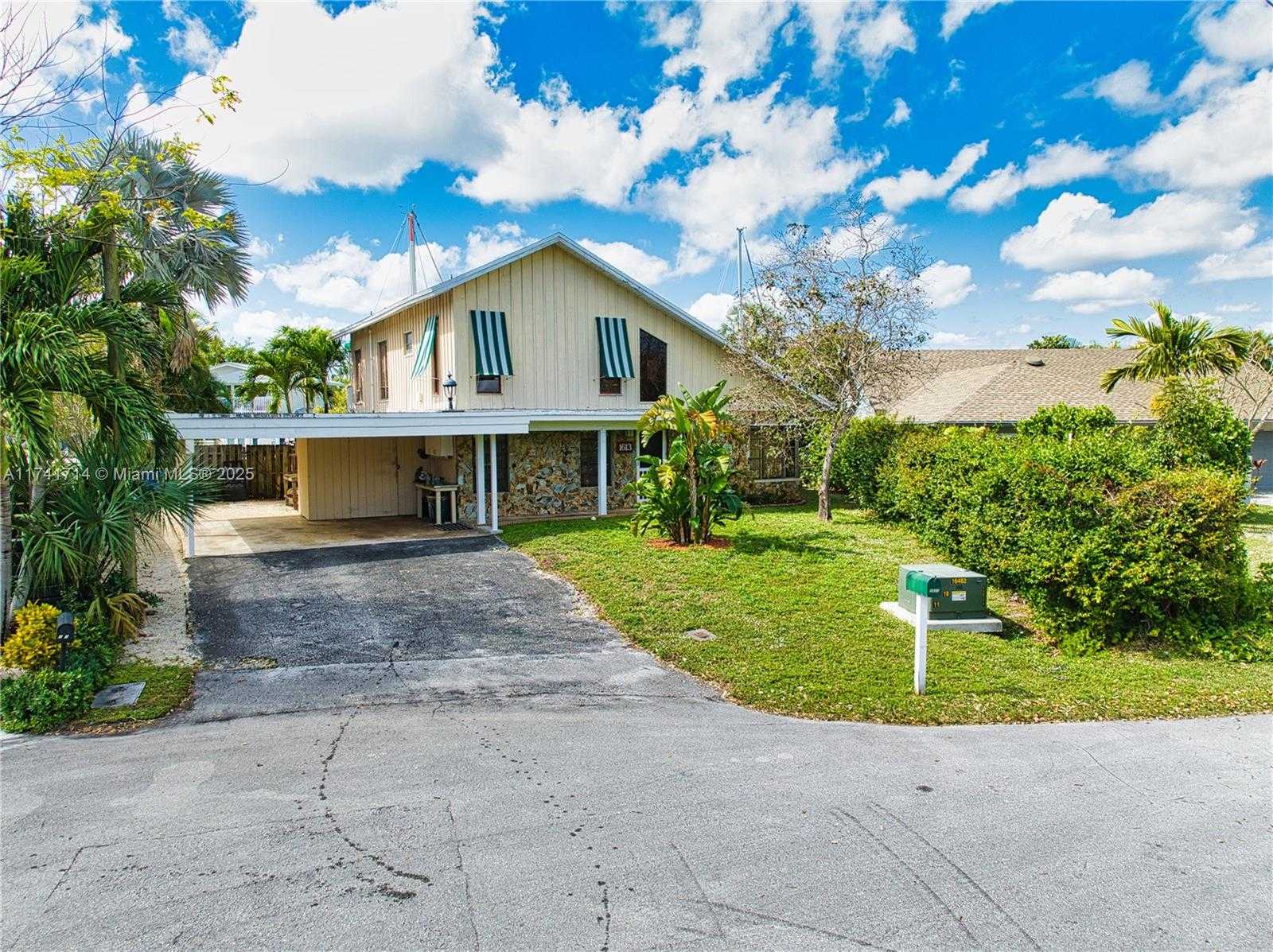 Small Image of 1613 SOUTH WEST 17TH AVE, Fort Lauderdale Number 4