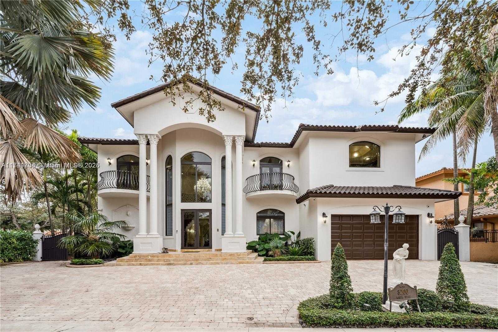 Small Image of 8200 NORTH WEST 163RD ST, Miami Lakes Number 3
