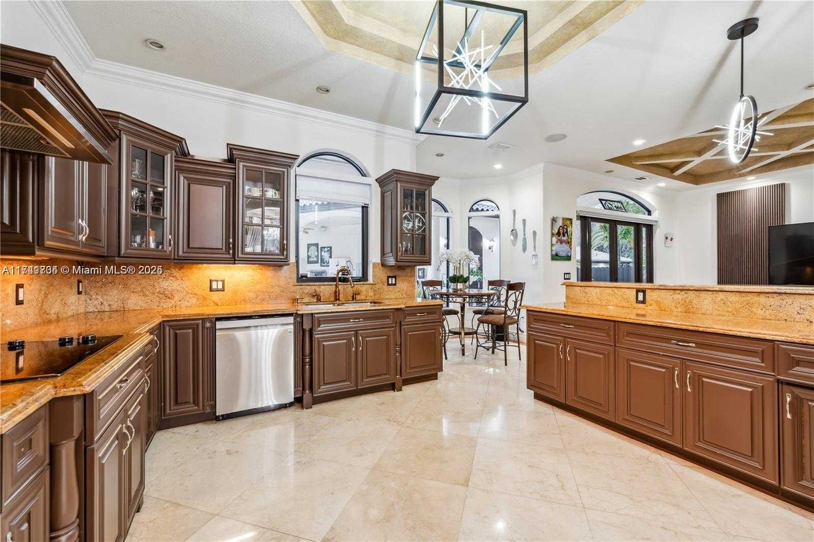 Small Image of 8200 NORTH WEST 163RD ST, Miami Lakes Number 31