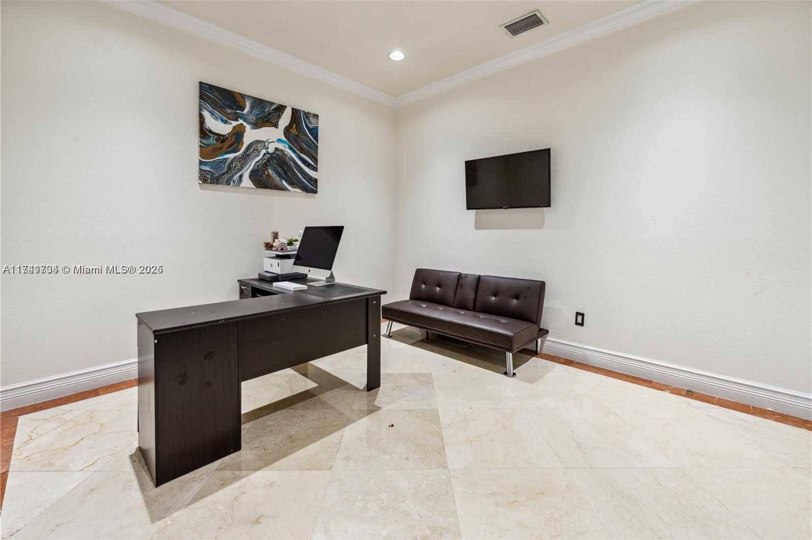 Small Image of 8200 NORTH WEST 163RD ST, Miami Lakes Number 35