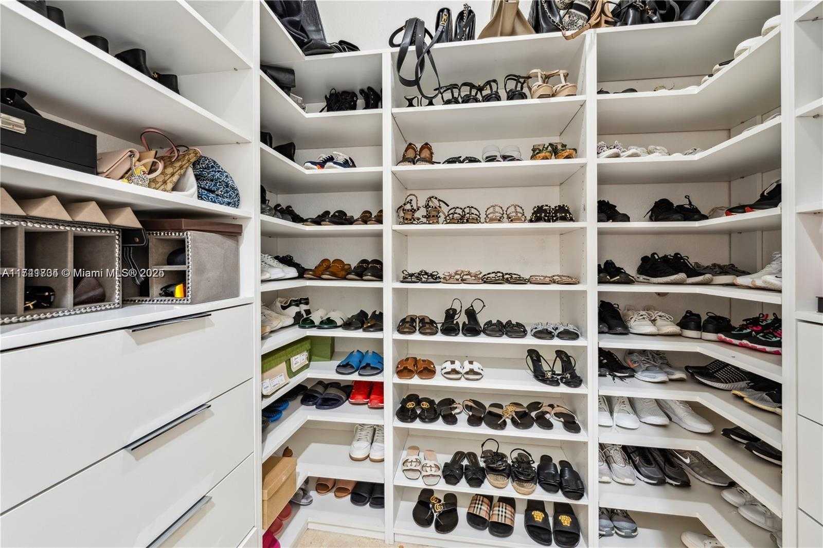 Small Image of 8200 NORTH WEST 163RD ST, Miami Lakes Number 42