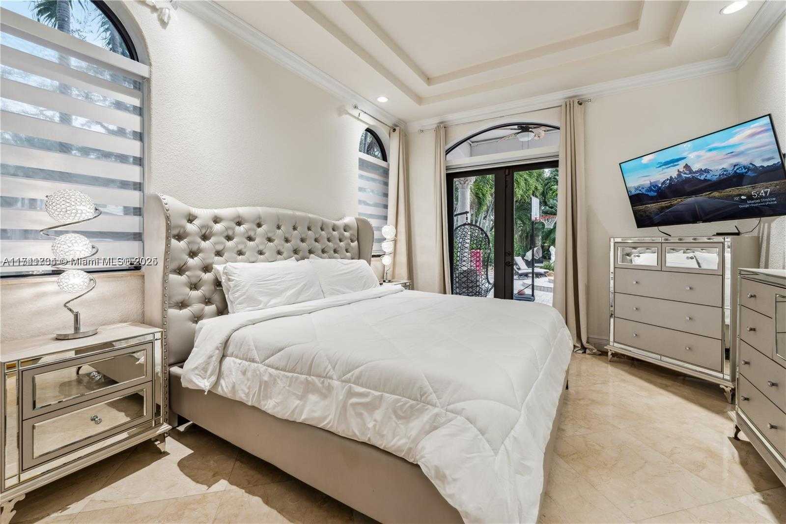 Small Image of 8200 NORTH WEST 163RD ST, Miami Lakes Number 44