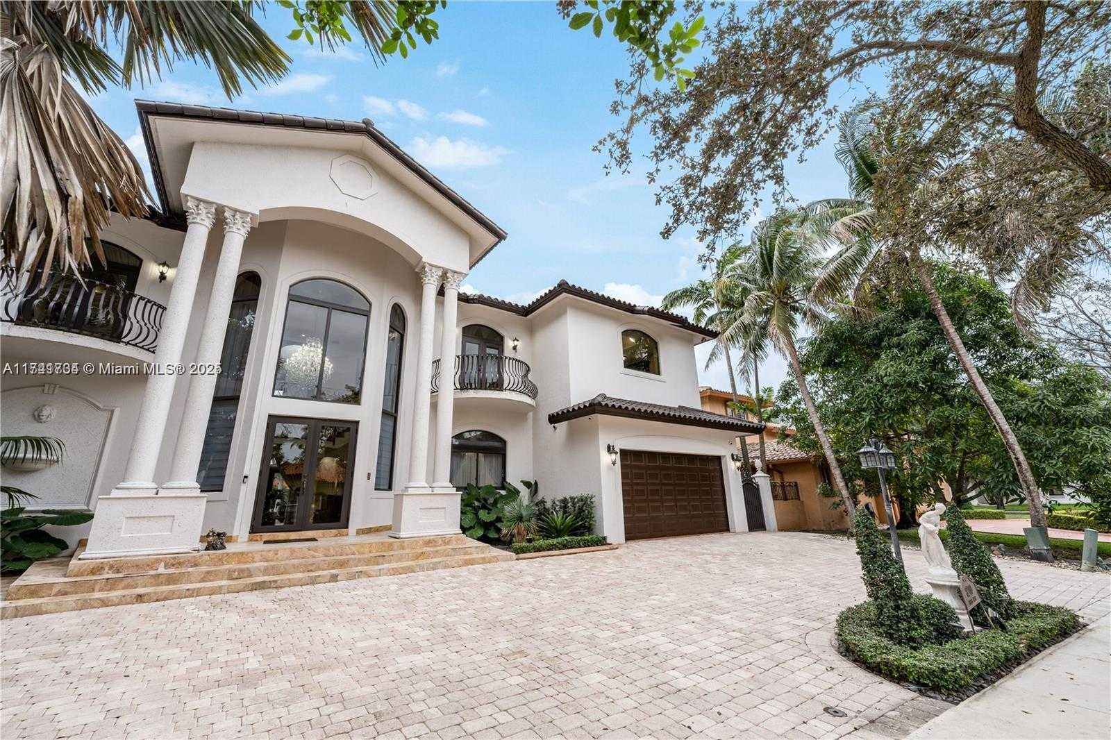 Small Image of 8200 NORTH WEST 163RD ST, Miami Lakes Number 5