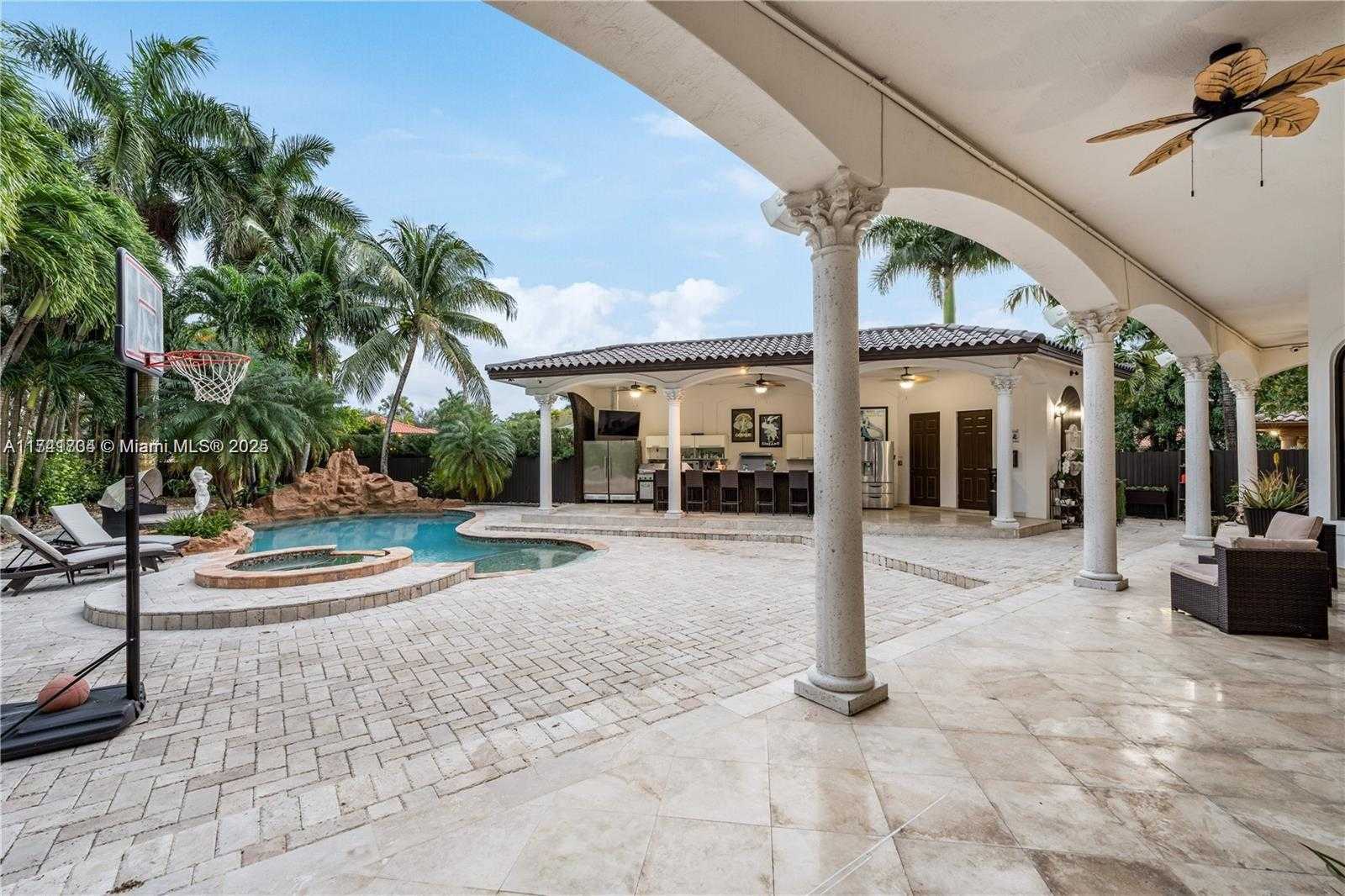Small Image of 8200 NORTH WEST 163RD ST, Miami Lakes Number 61
