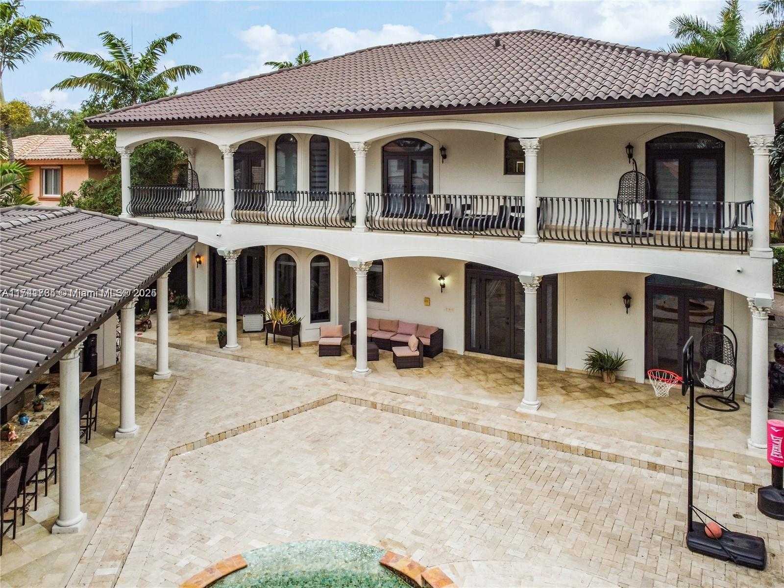 Small Image of 8200 NORTH WEST 163RD ST, Miami Lakes Number 62