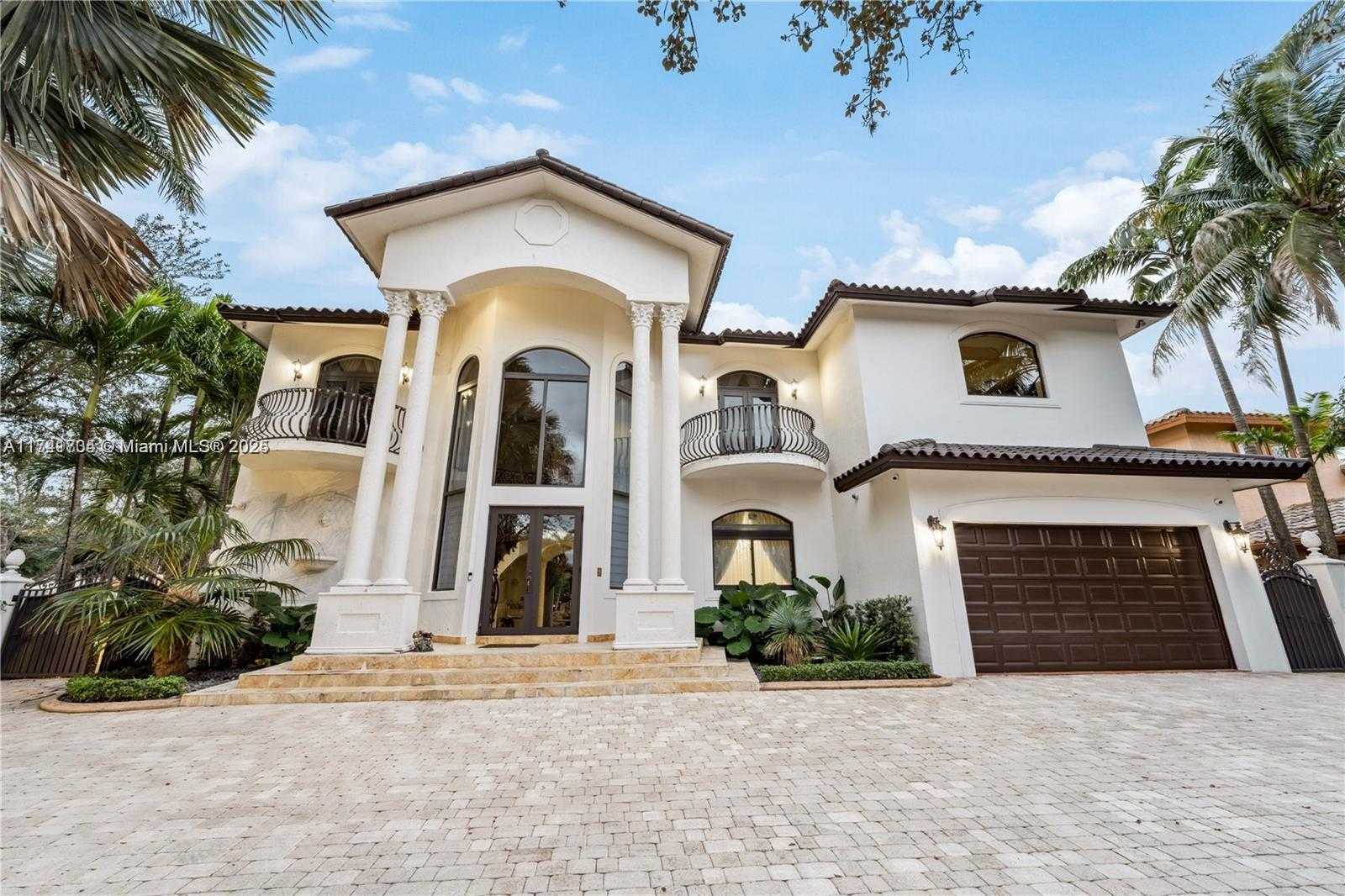 Small Image of 8200 NORTH WEST 163RD ST, Miami Lakes Number 8