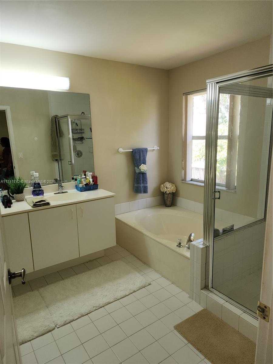 Small Image of 10265 NORTH SERENE MEADOW DR N, Boca Raton Number 18