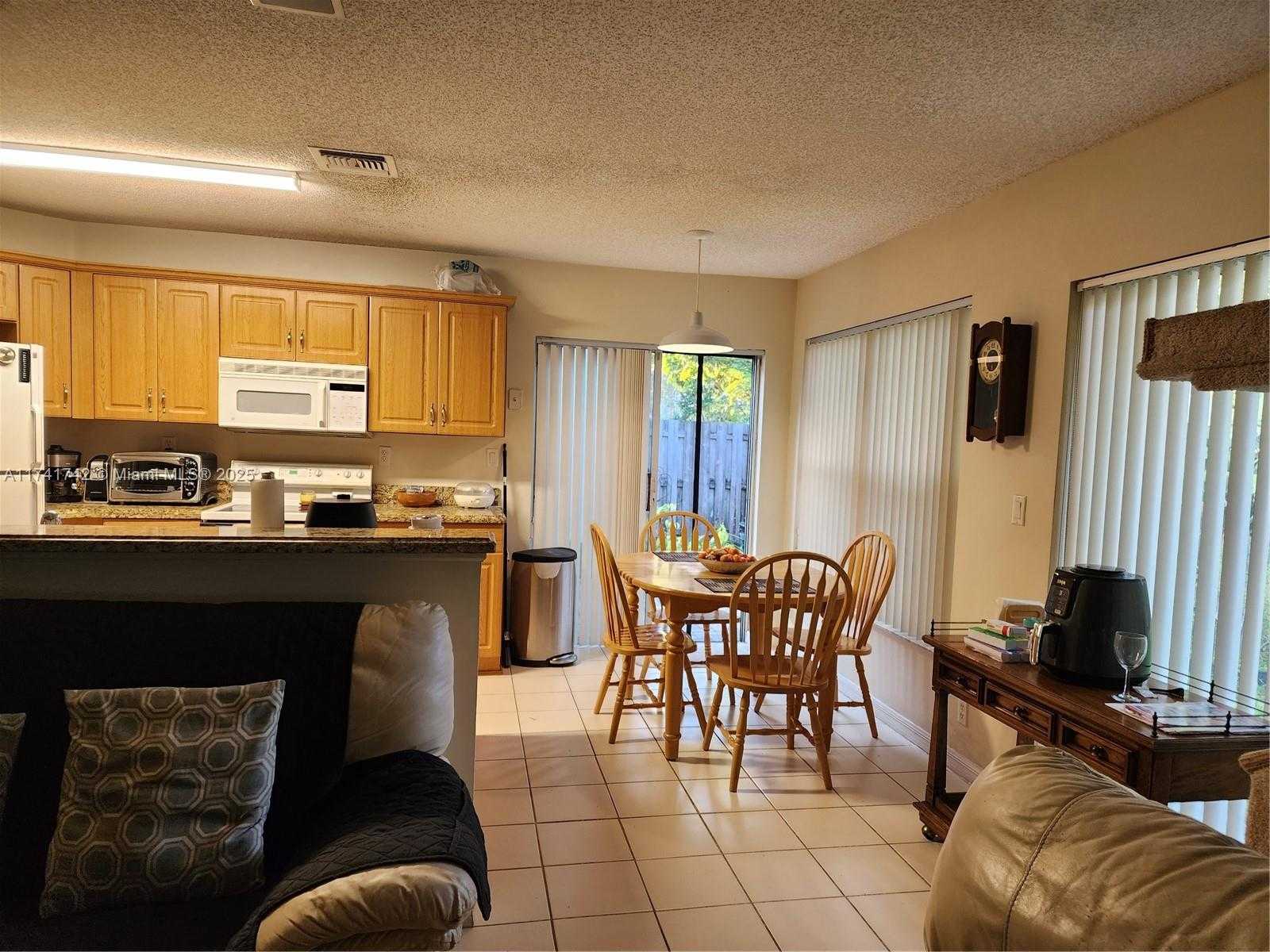 Small Image of 10265 NORTH SERENE MEADOW DR N, Boca Raton Number 32