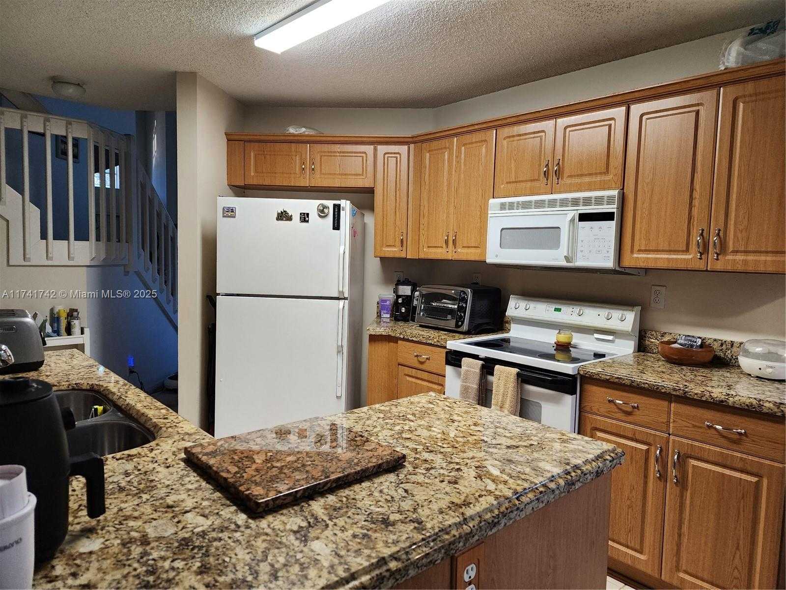 Small Image of 10265 NORTH SERENE MEADOW DR N, Boca Raton Number 37