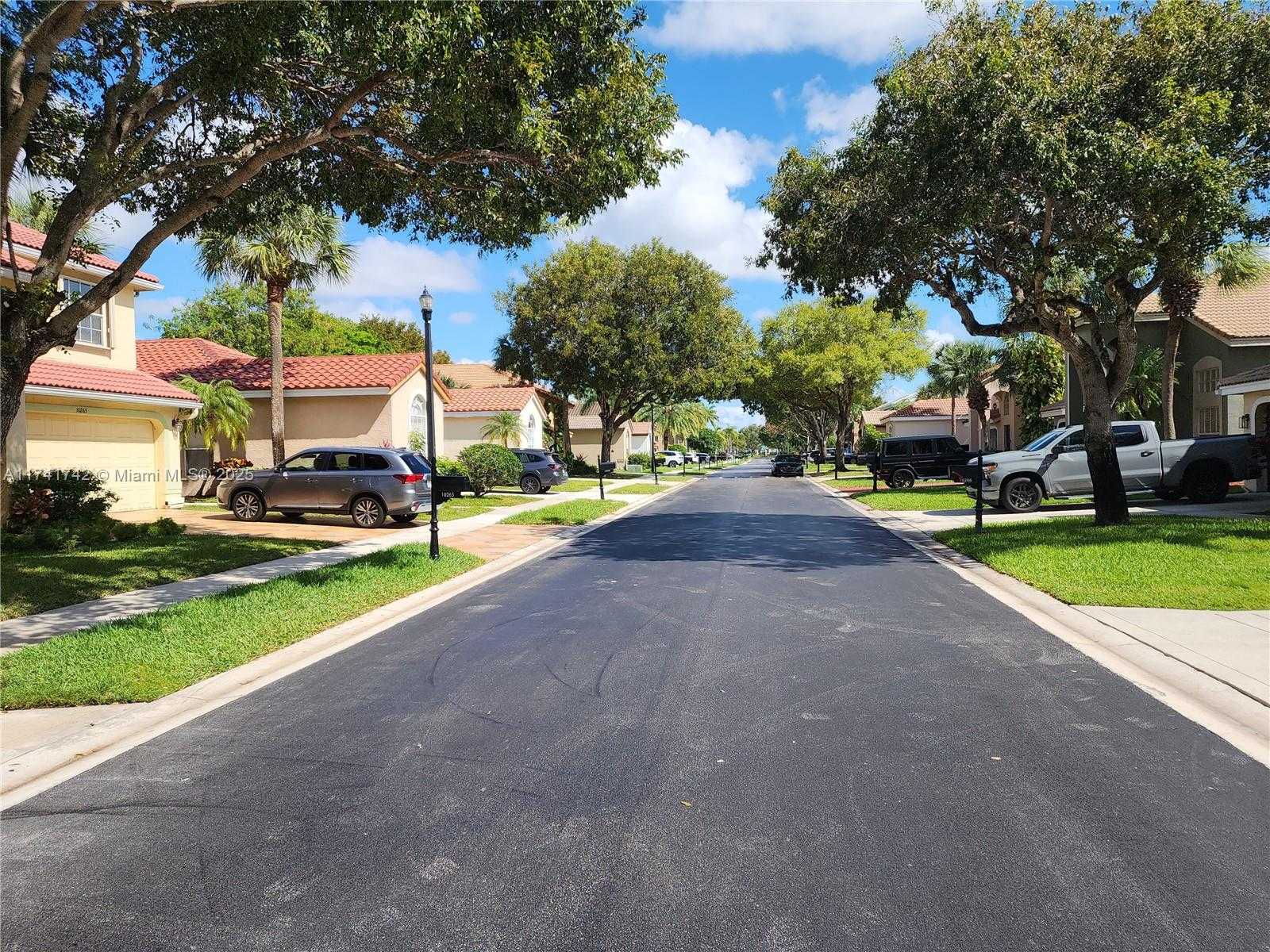 Small Image of 10265 NORTH SERENE MEADOW DR N, Boca Raton Number 4