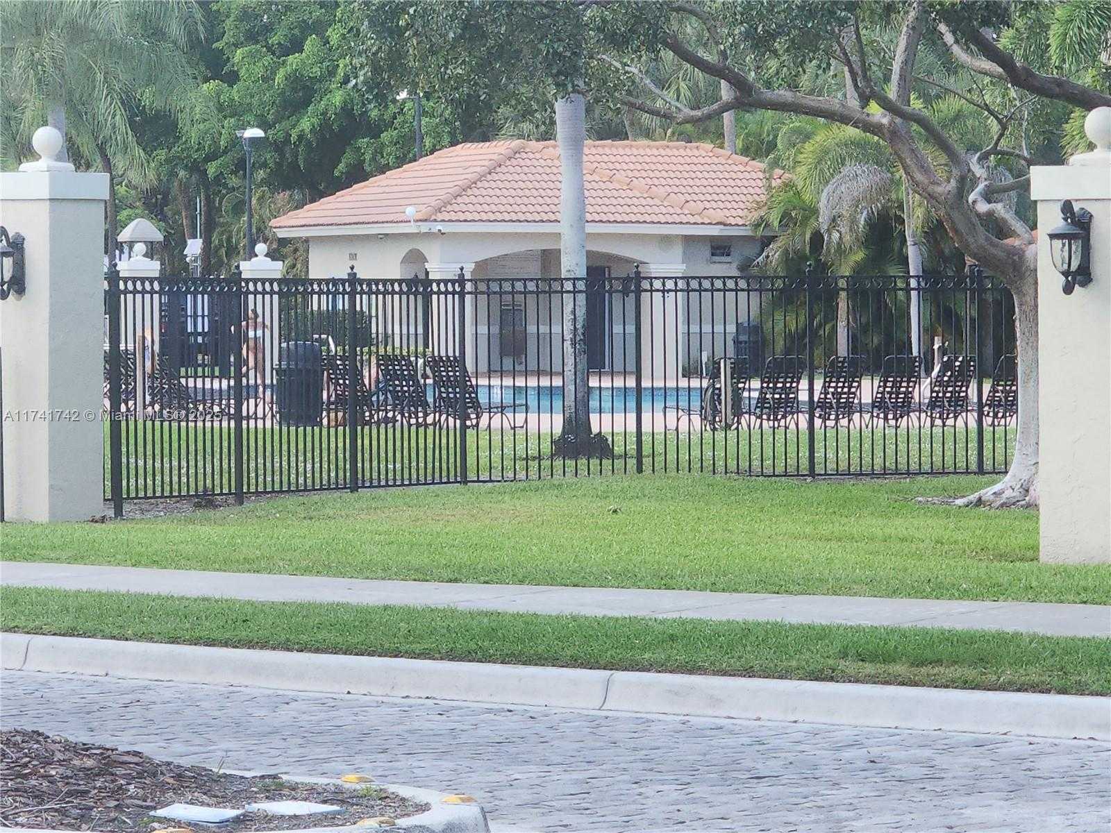 Small Image of 10265 NORTH SERENE MEADOW DR N, Boca Raton Number 6