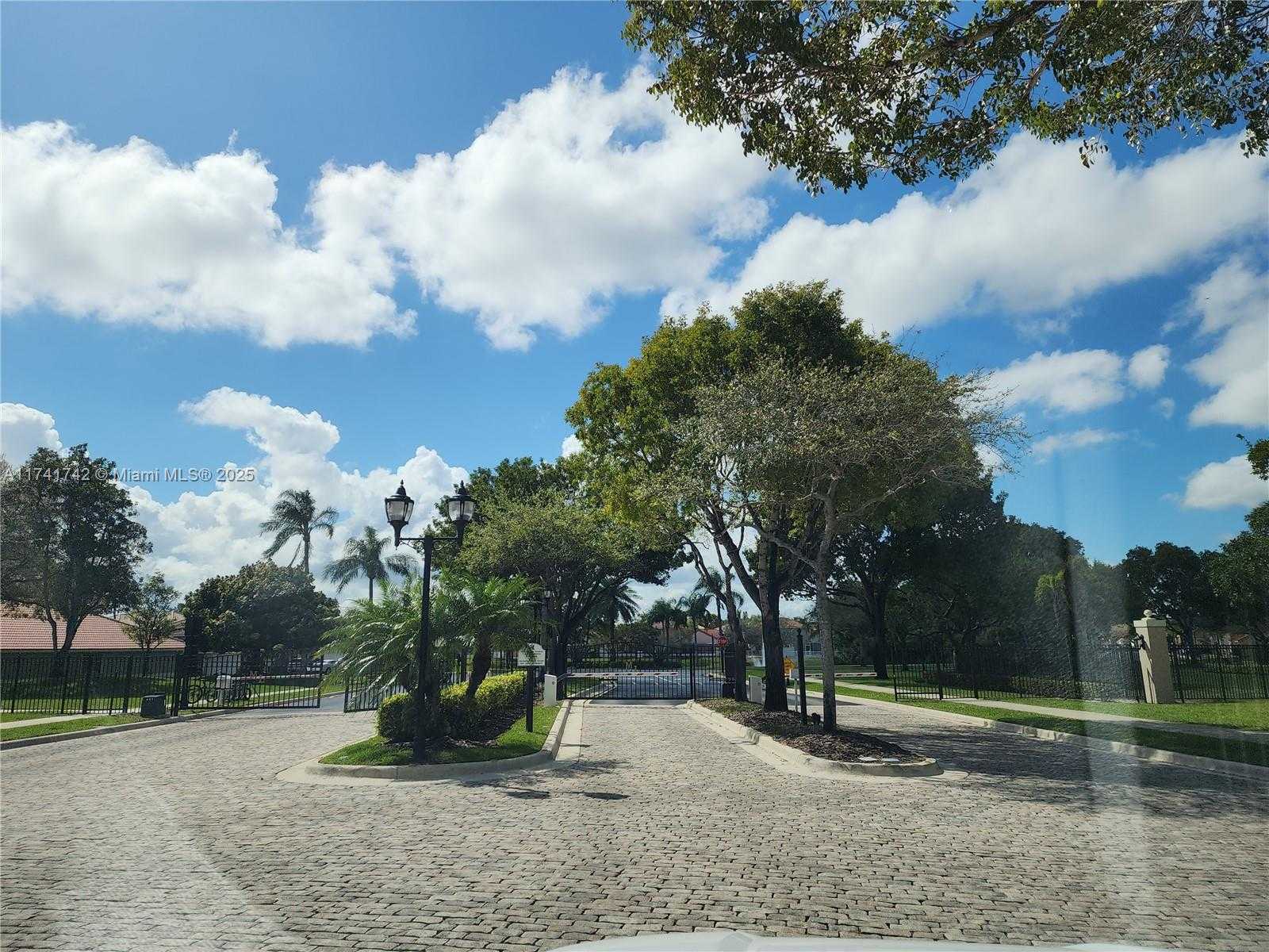 Small Image of 10265 NORTH SERENE MEADOW DR N, Boca Raton Number 9