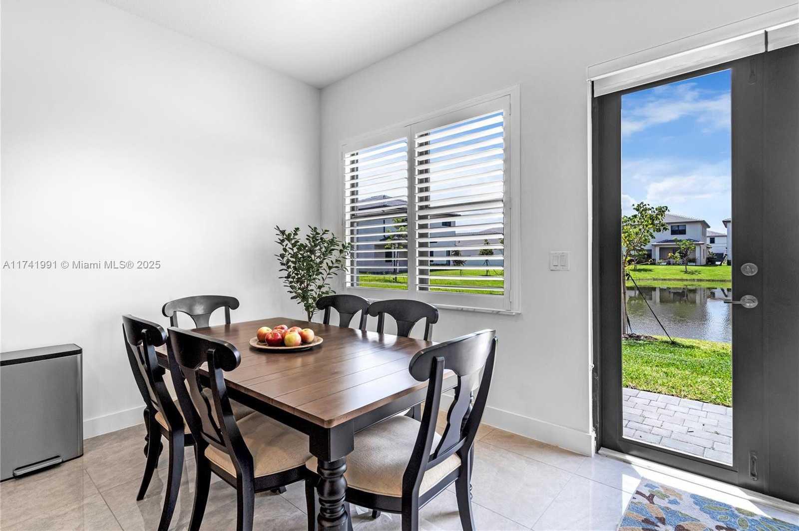 Small Image of 4538 SOUTH WEST 173RD AVE, Miramar Number 15