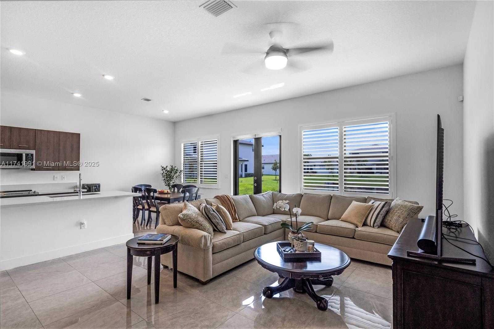 Small Image of 4538 SOUTH WEST 173RD AVE, Miramar Number 19