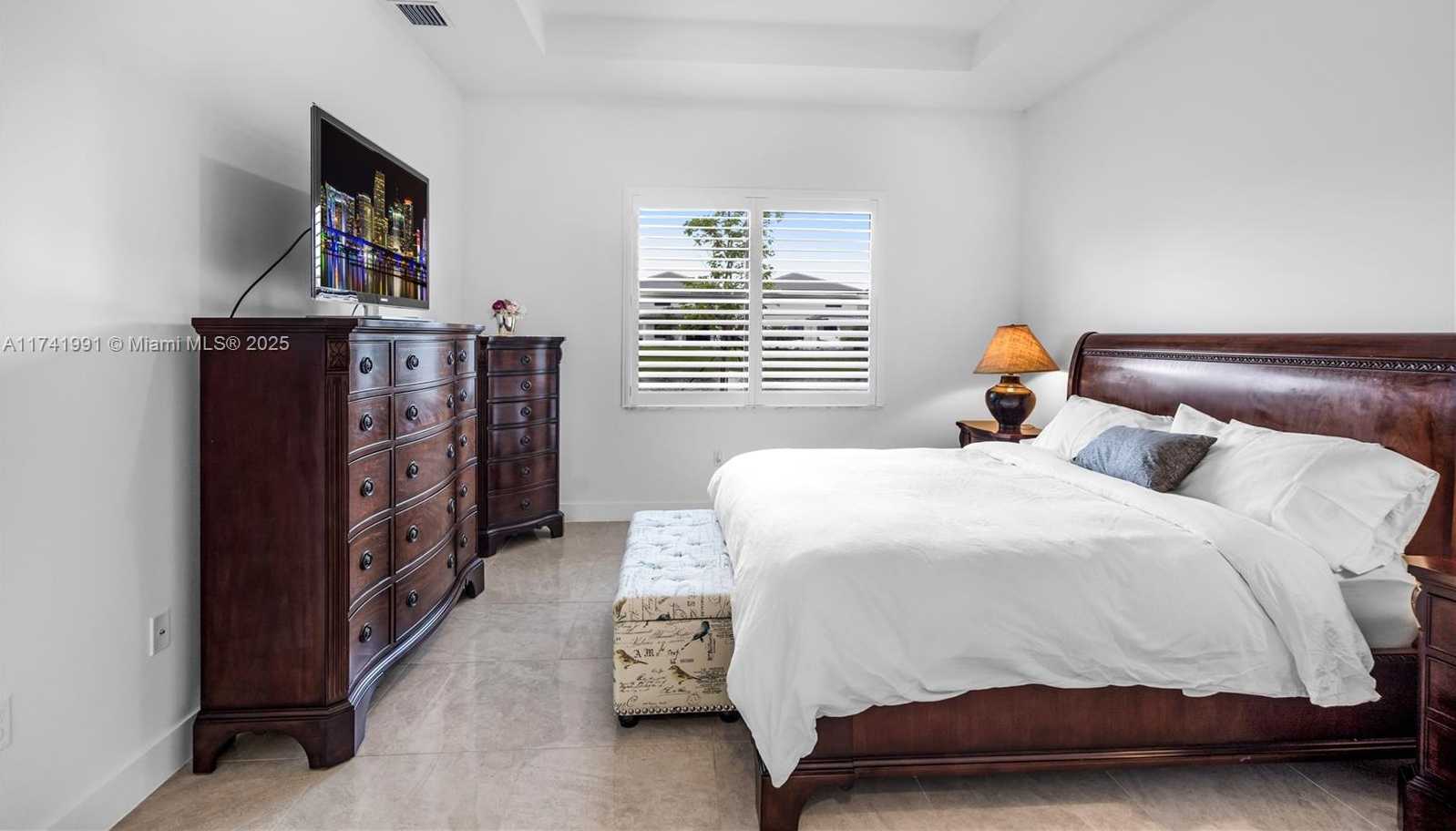 Small Image of 4538 SOUTH WEST 173RD AVE, Miramar Number 21