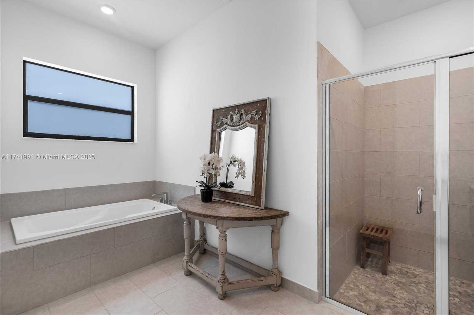 Small Image of 4538 SOUTH WEST 173RD AVE, Miramar Number 24