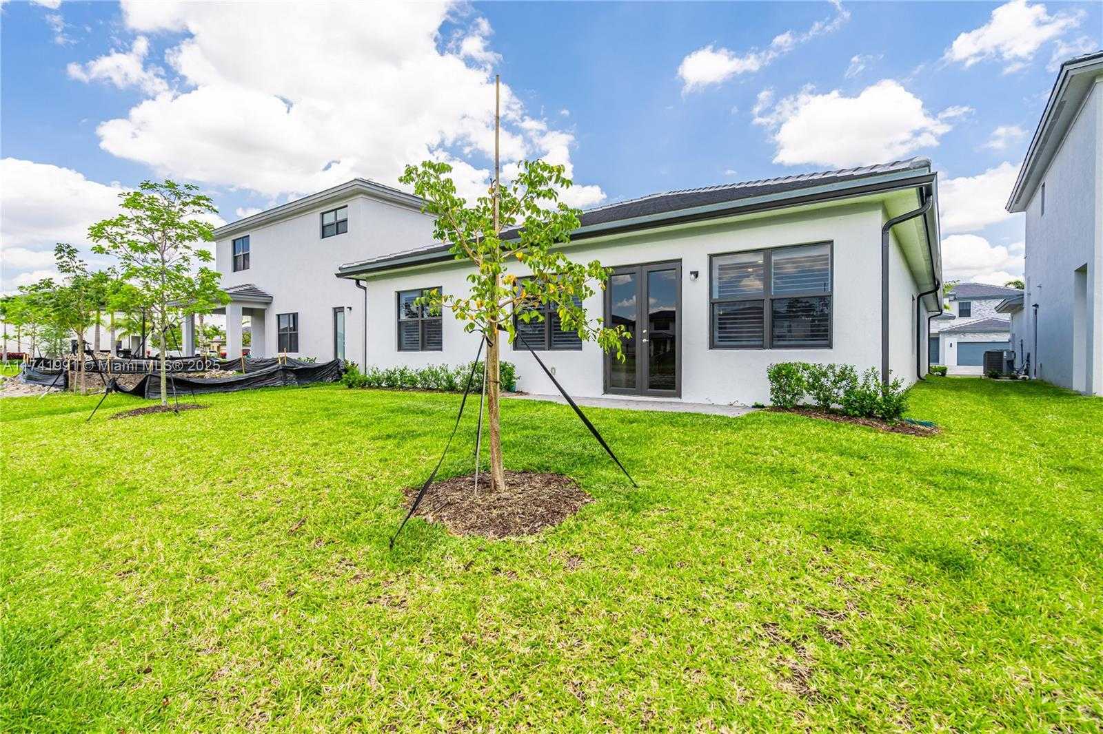 Small Image of 4538 SOUTH WEST 173RD AVE, Miramar Number 36