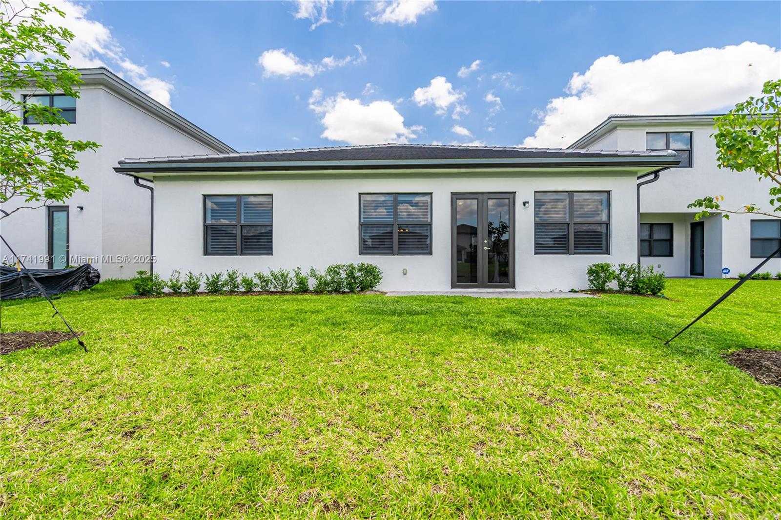 Small Image of 4538 SOUTH WEST 173RD AVE, Miramar Number 38