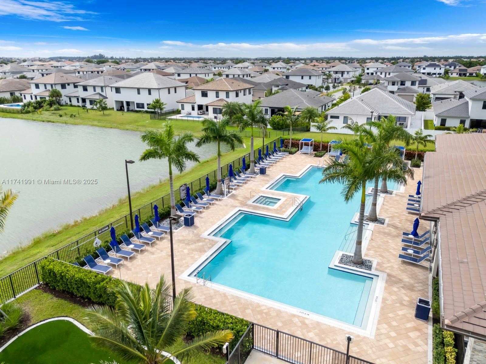 Small Image of 4538 SOUTH WEST 173RD AVE, Miramar Number 50