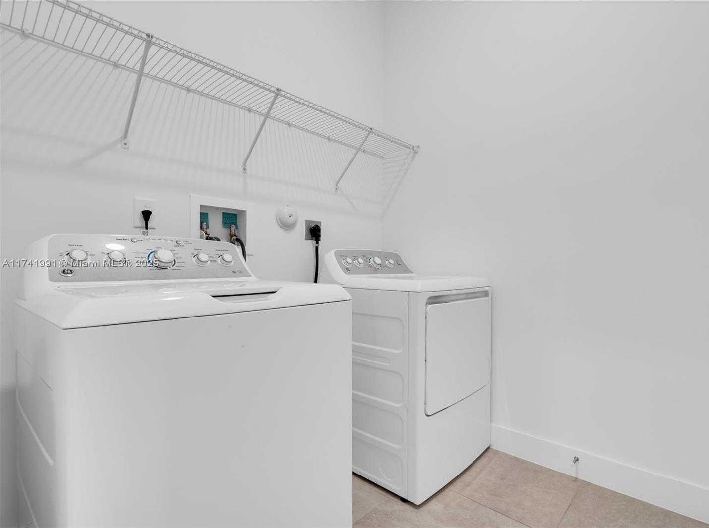 Small Image of 4538 SOUTH WEST 173RD AVE, Miramar Number 51