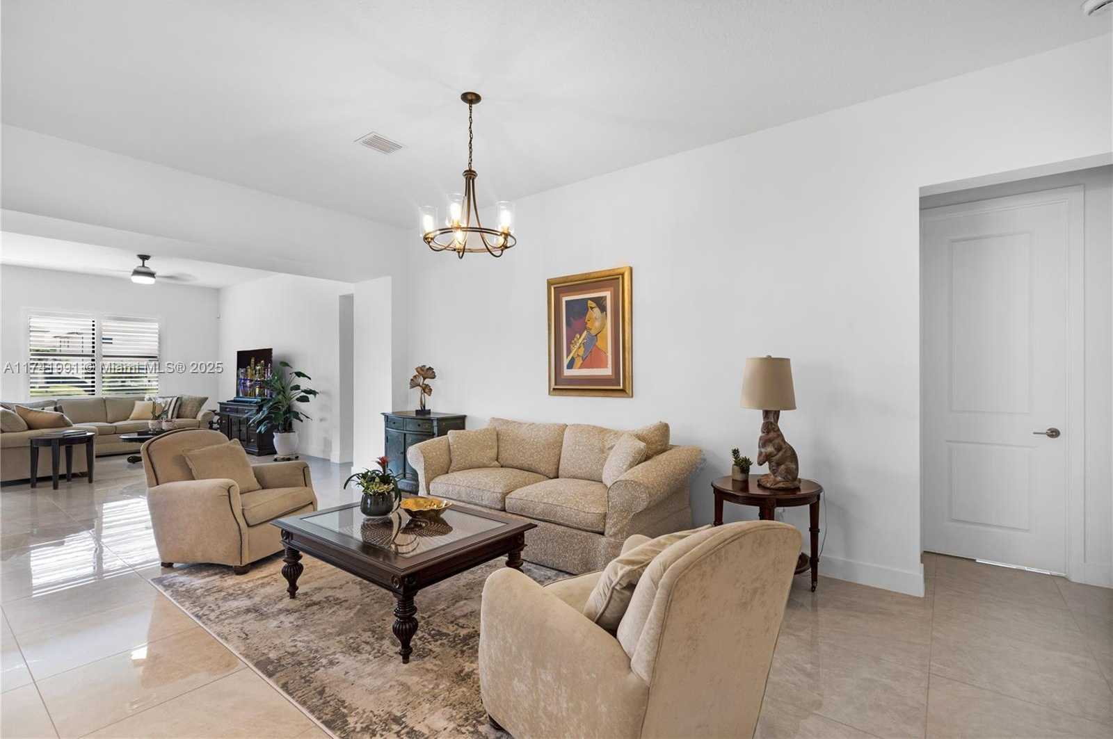 Small Image of 4538 SOUTH WEST 173RD AVE, Miramar Number 7