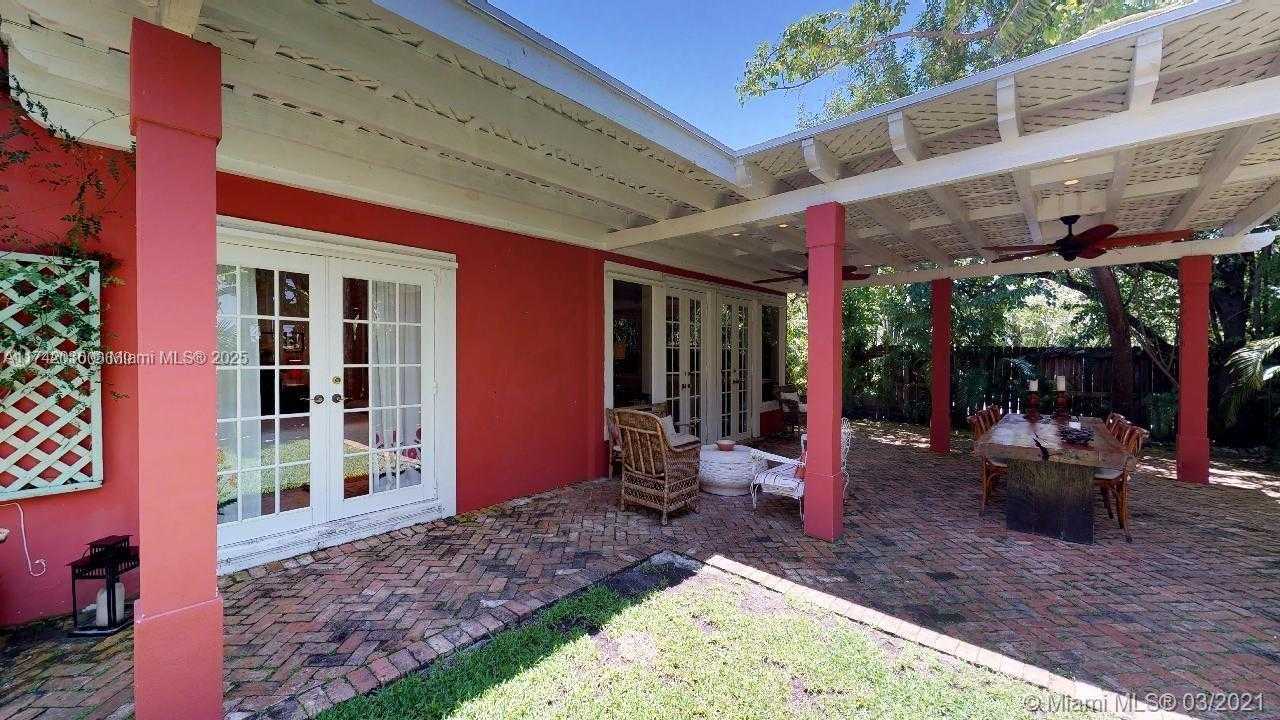 Small Image of 310 GLENRIDGE RD, Key Biscayne Number 25