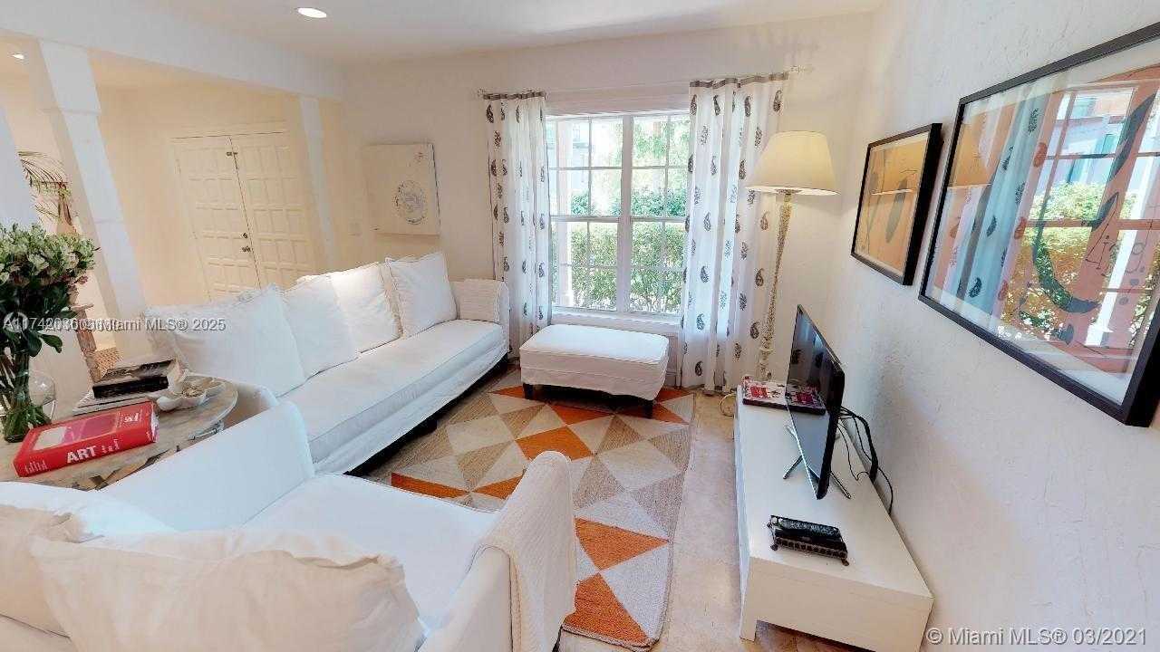 Small Image of 310 GLENRIDGE RD, Key Biscayne Number 7