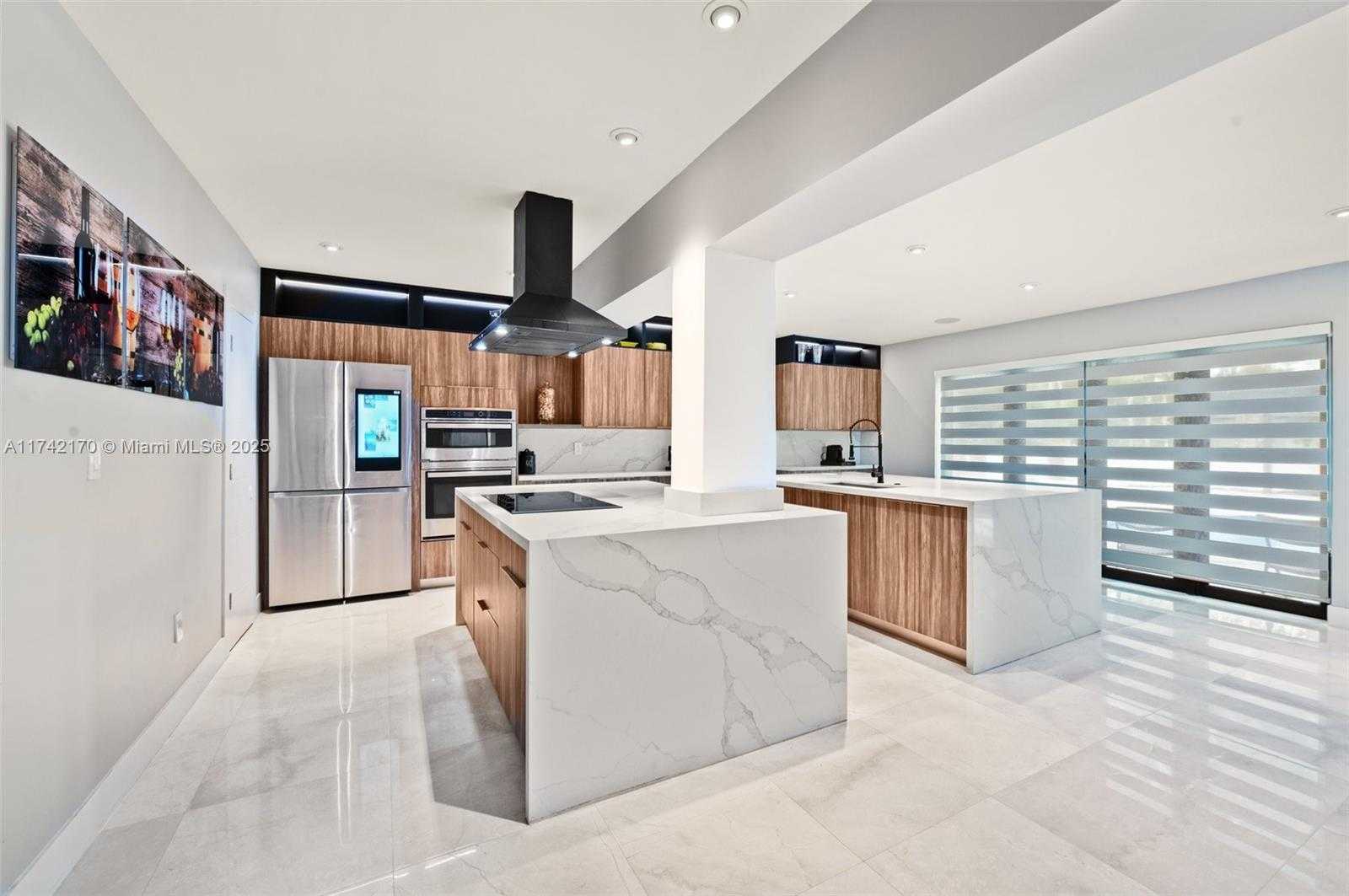 Small Image of 29 NORTH EAST 95TH ST, Miami Shores Number 14