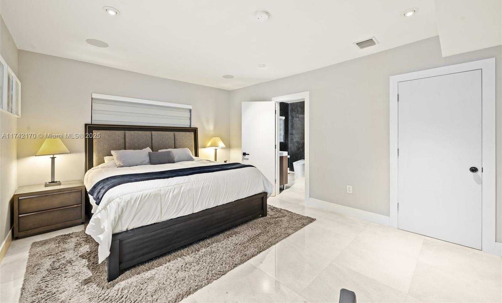 Small Image of 29 NORTH EAST 95TH ST, Miami Shores Number 18