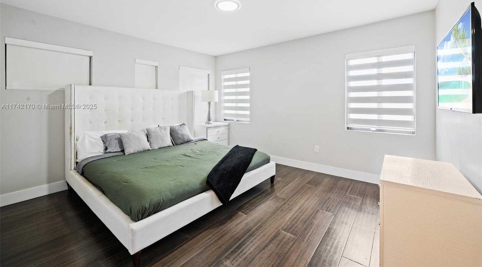 Small Image of 29 NORTH EAST 95TH ST, Miami Shores Number 25