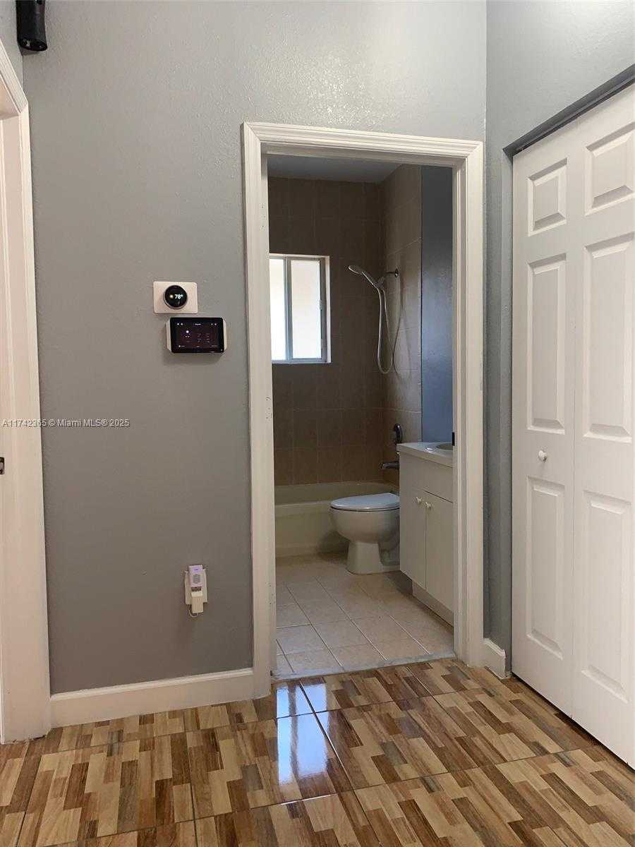 Small Image of 3544 NORTH EAST 3RD DR, Homestead Number 12