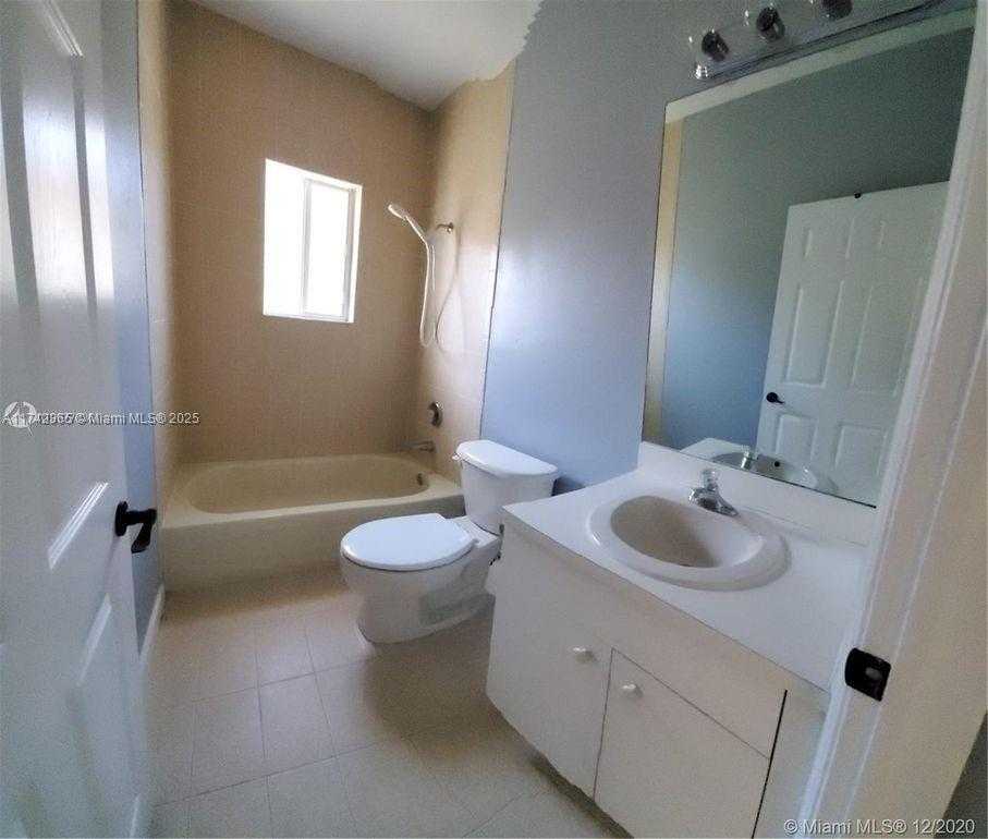 Small Image of 3544 NORTH EAST 3RD DR, Homestead Number 15