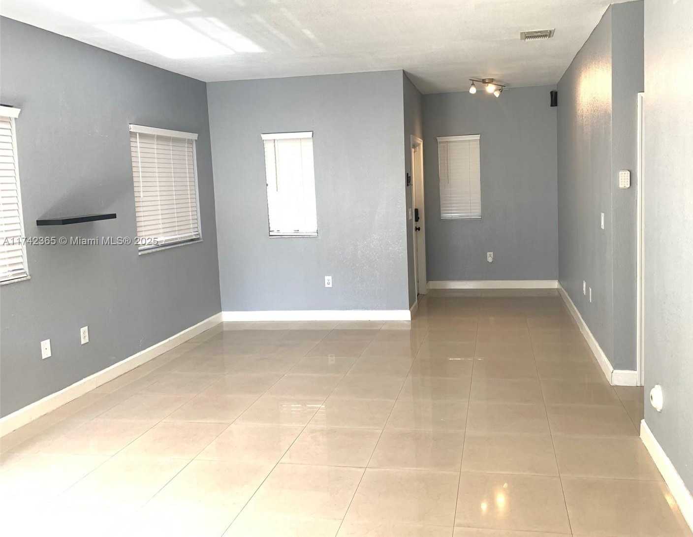 Small Image of 3544 NORTH EAST 3RD DR, Homestead Number 18