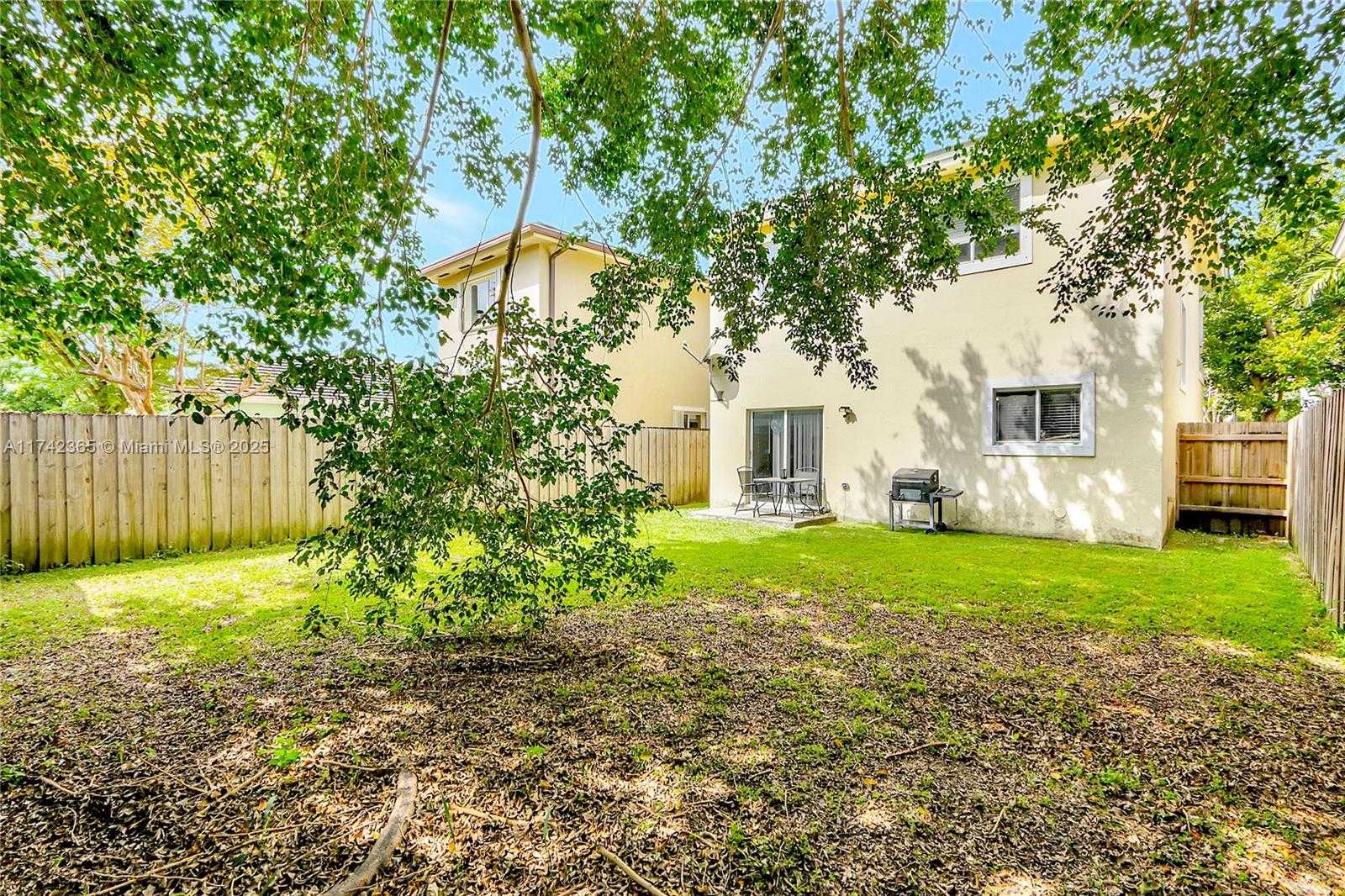 Small Image of 3544 NORTH EAST 3RD DR, Homestead Number 21