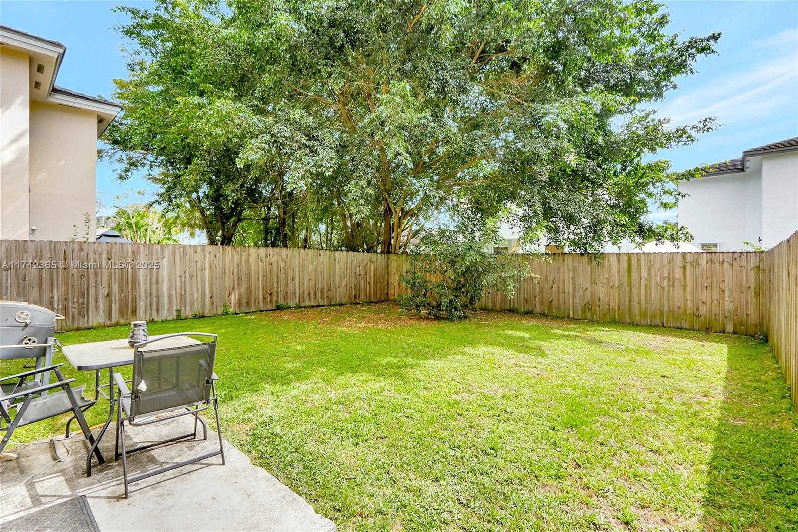 Small Image of 3544 NORTH EAST 3RD DR, Homestead Number 22