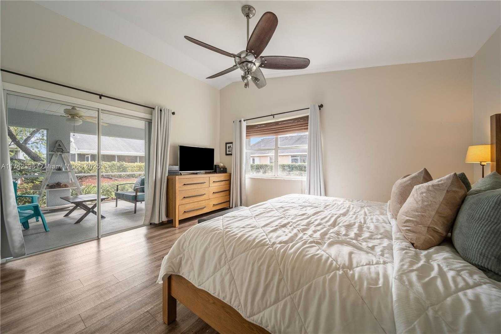 Small Image of 2240 SOUTH EAST 6TH CT, Homestead Number 11