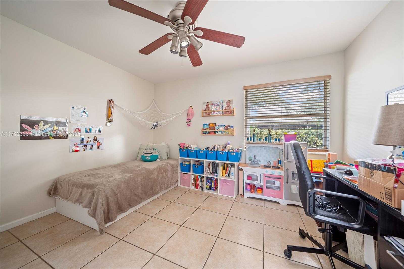 Small Image of 2240 SOUTH EAST 6TH CT, Homestead Number 20