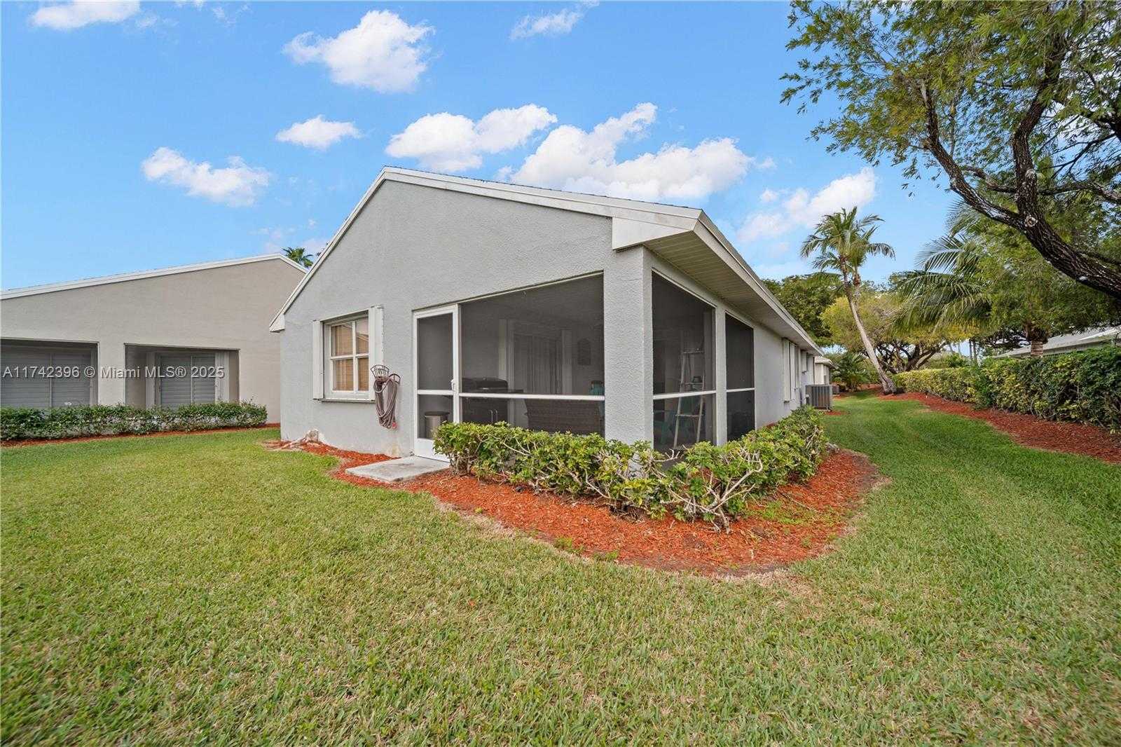 Small Image of 2240 SOUTH EAST 6TH CT, Homestead Number 25