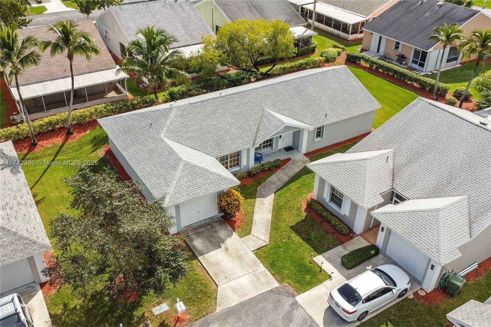 Small Image of 2240 SOUTH EAST 6TH CT, Homestead Number 28
