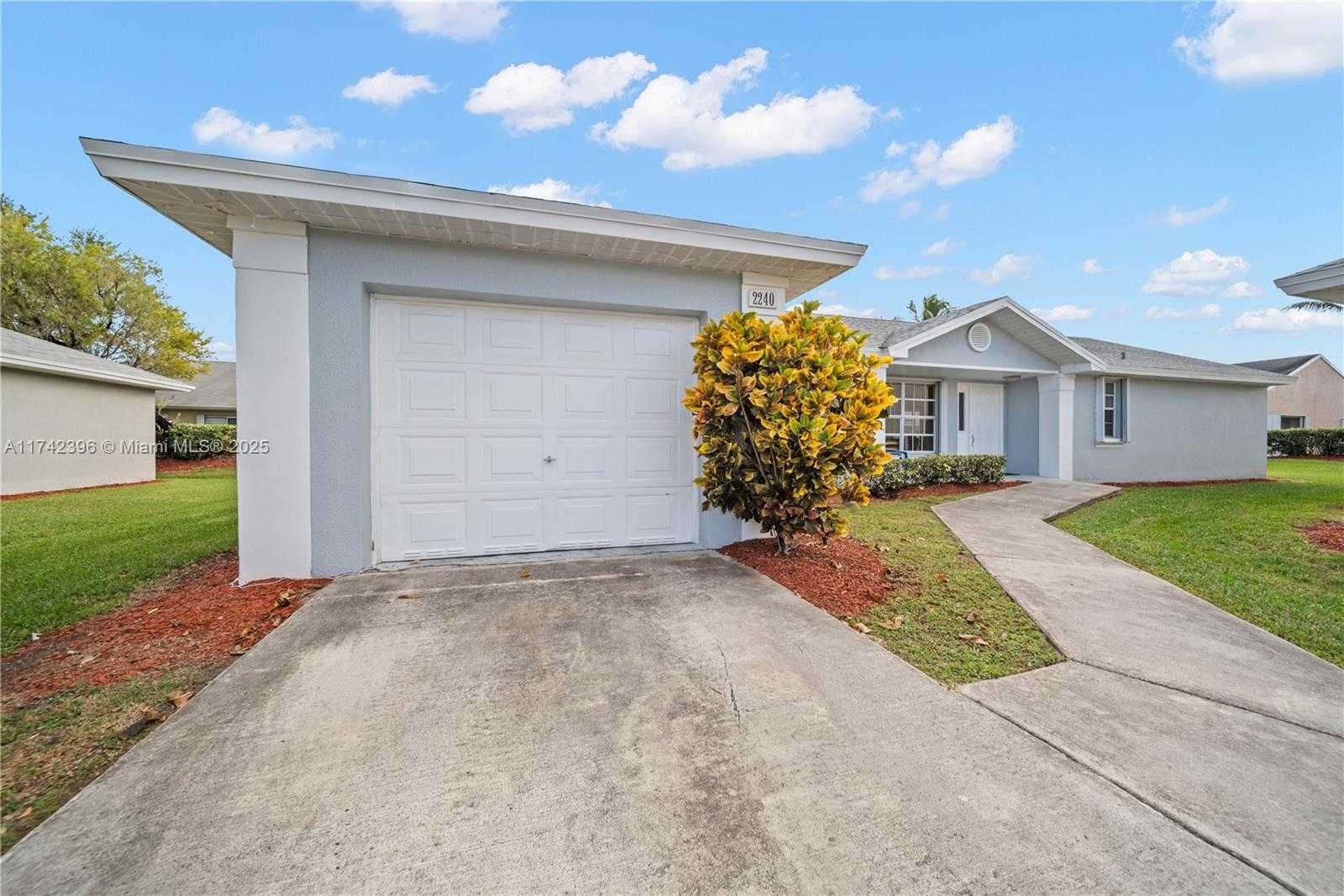 Small Image of 2240 SOUTH EAST 6TH CT, Homestead Number 30