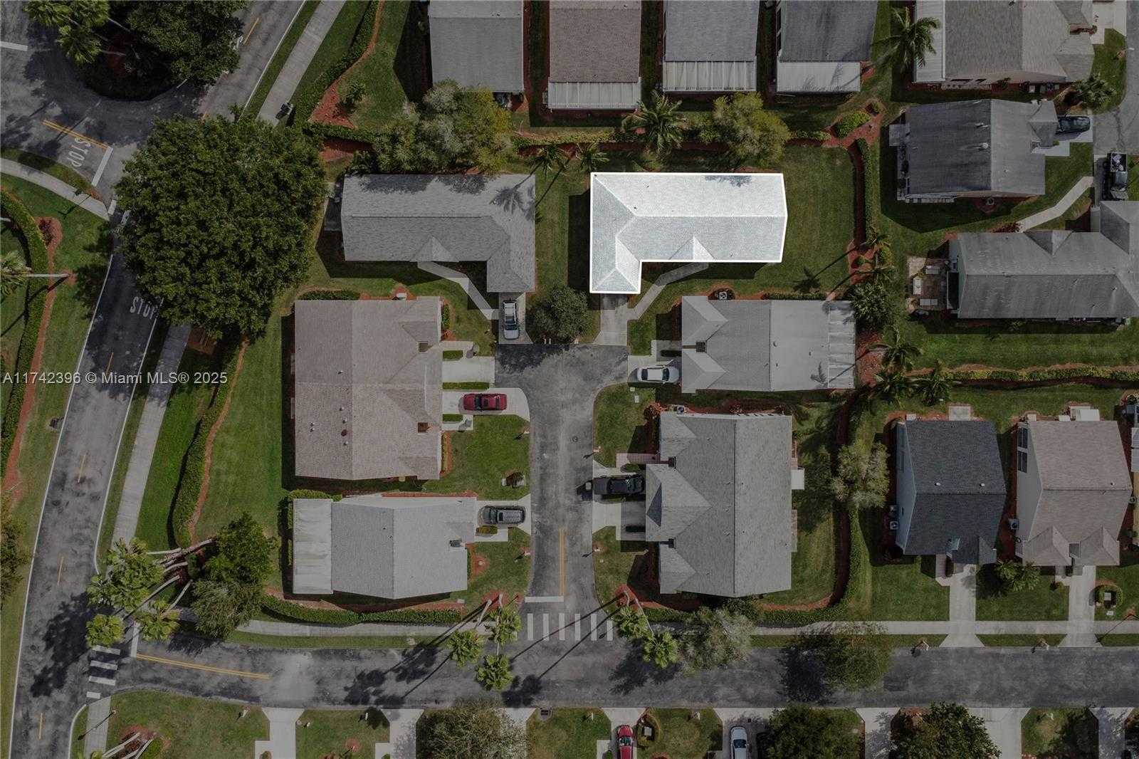 Small Image of 2240 SOUTH EAST 6TH CT, Homestead Number 31